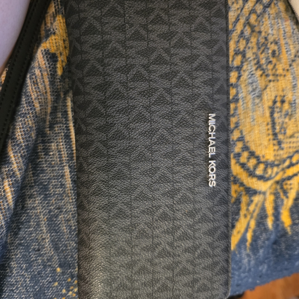 Michael Kors Black and Silver Zippered Accessory